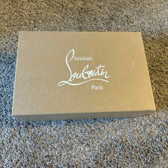 Christian Louboutin 100mm Sporty Kate Pump - Picture 3 of 12